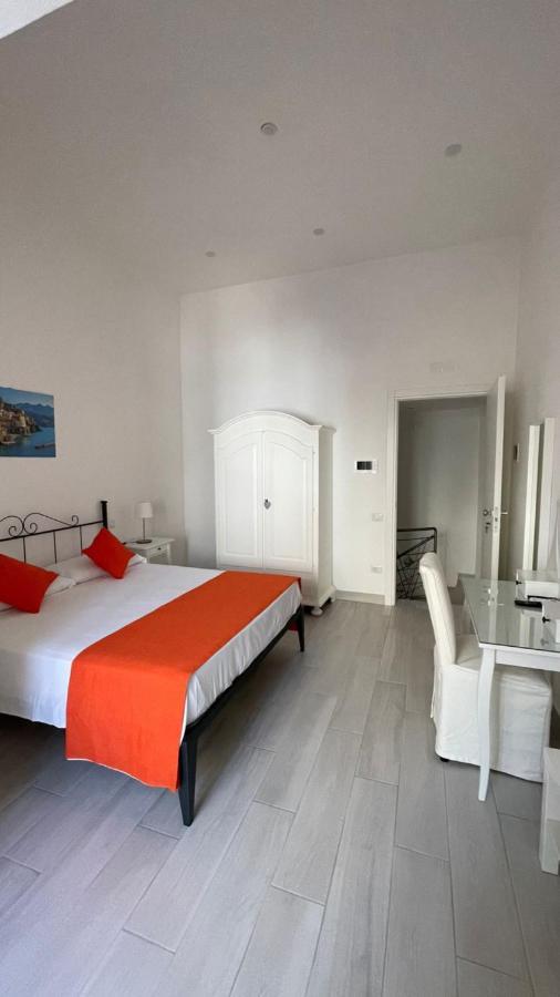 B&B Rossella Vietri Buitenkant foto